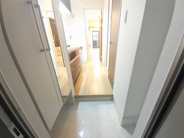 ����6