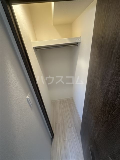 ����7