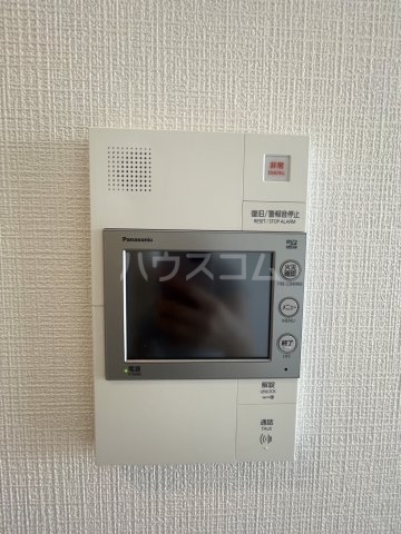 ����10