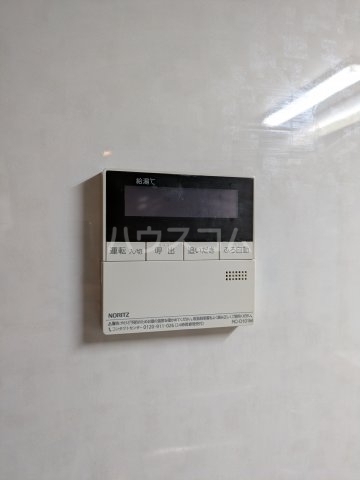 ����9