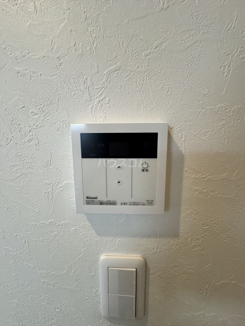 ����13