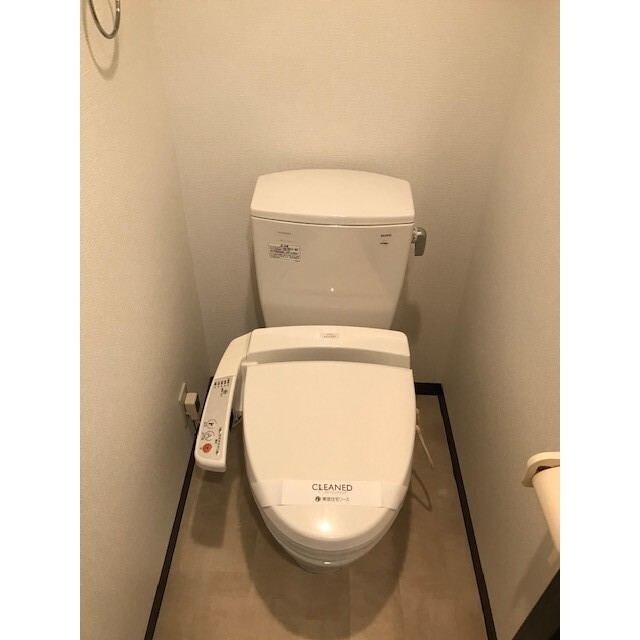 ����8