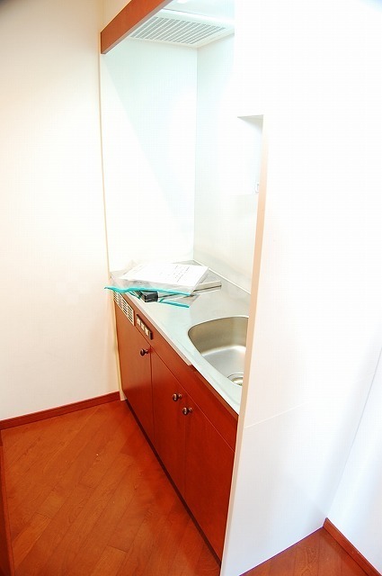 ����2
