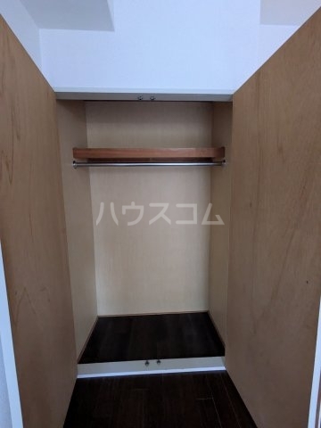 ����14