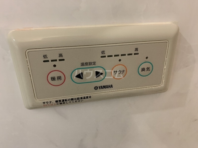 ����13