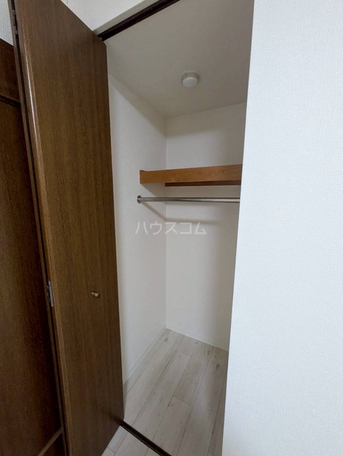 ����6