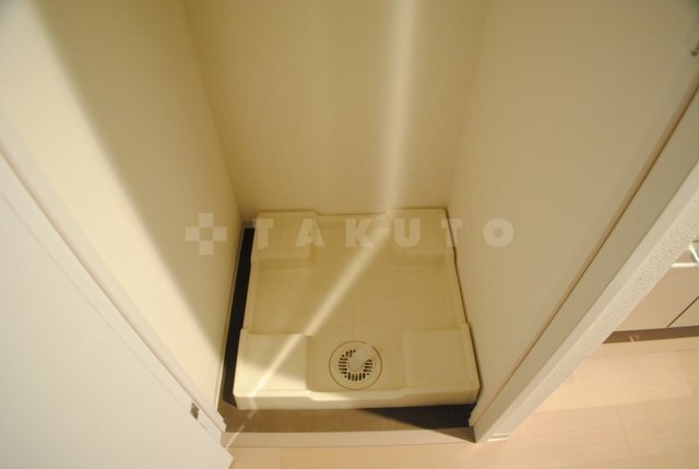 ����10