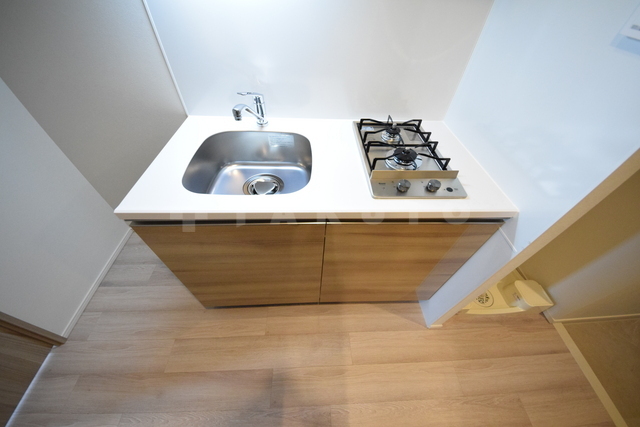 ����14