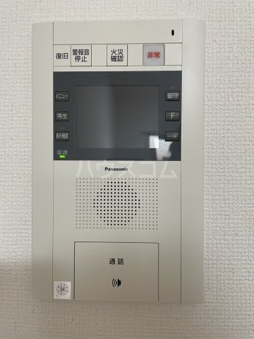 ����15