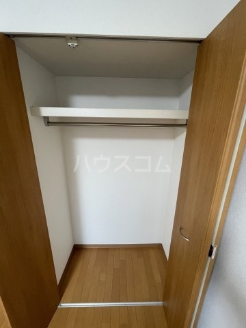 ����7