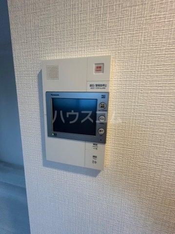 ����11