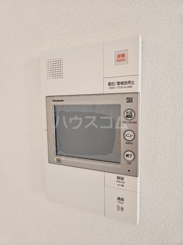����11