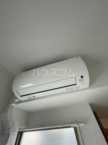 ����14
