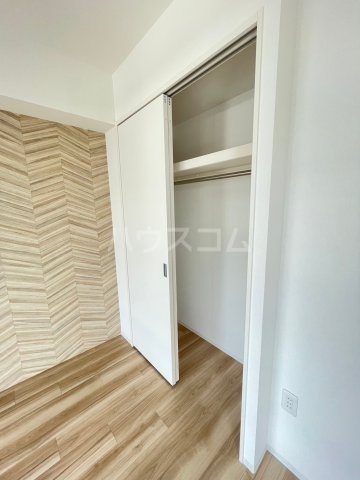 ����8
