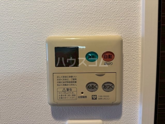����20