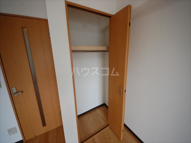 ����7