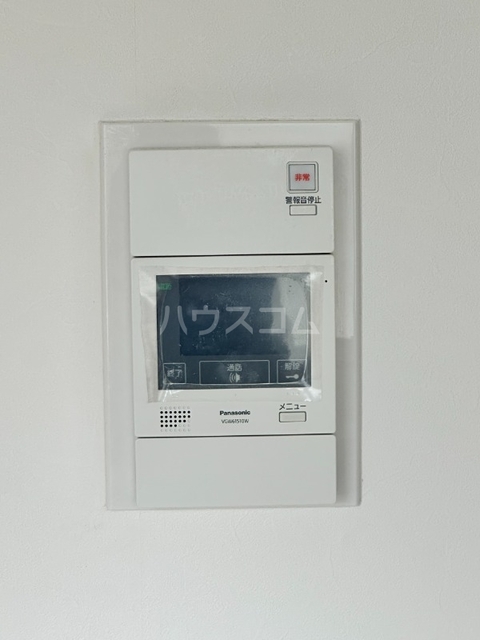 ����8