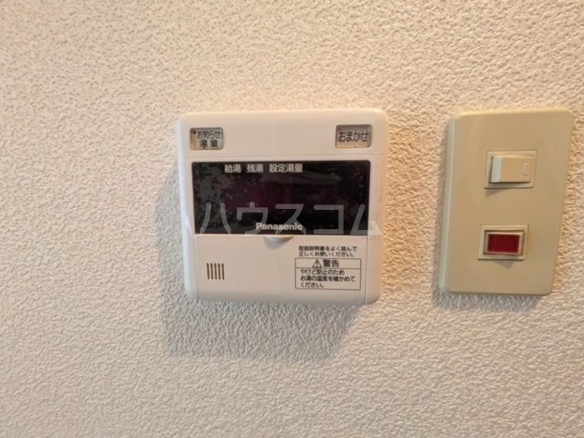 ����14