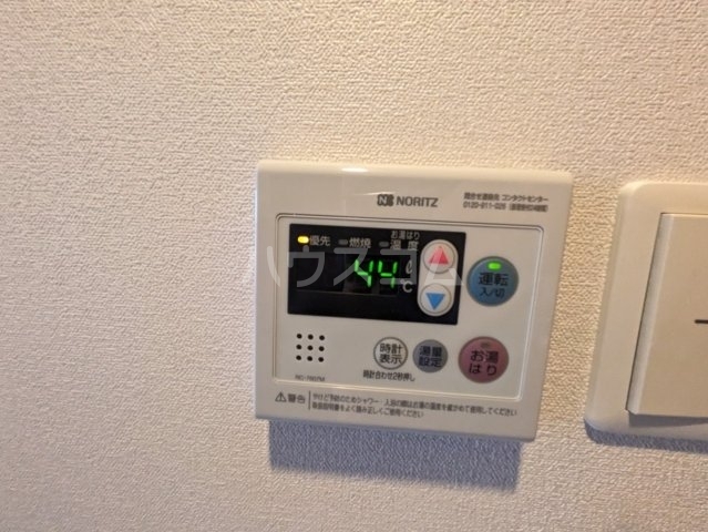 ����13