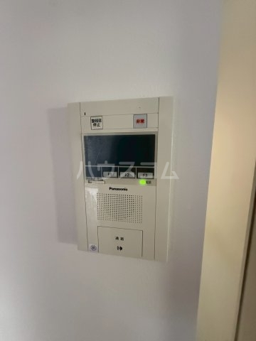 ����11