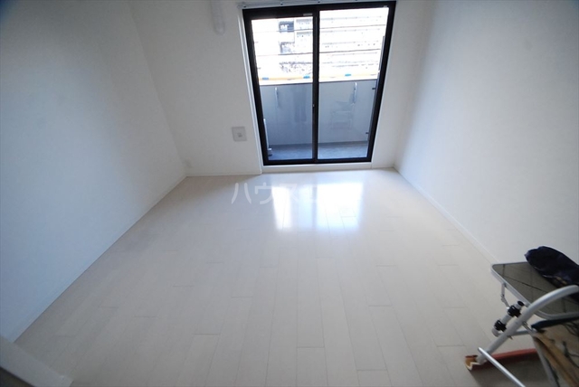 ����6