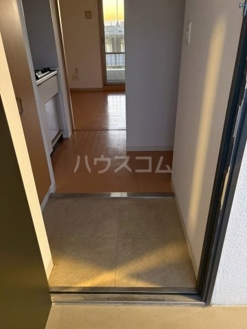 ����8