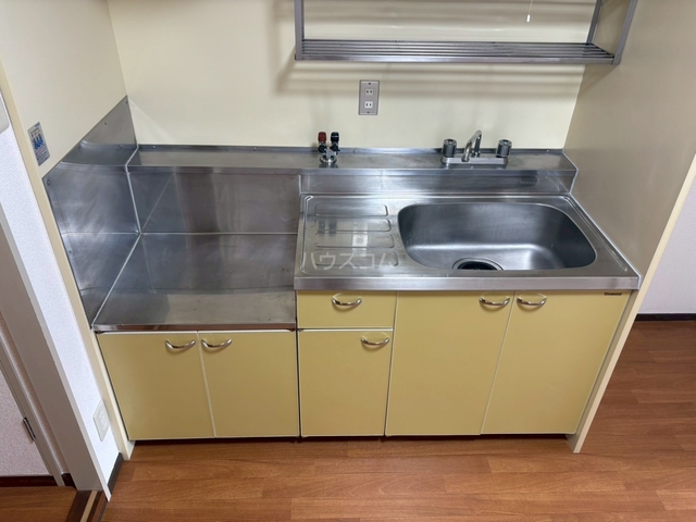 ����14