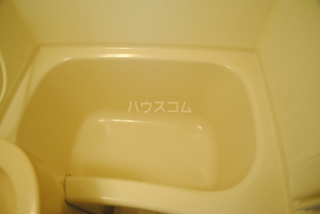 ����5