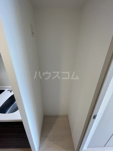 ����14