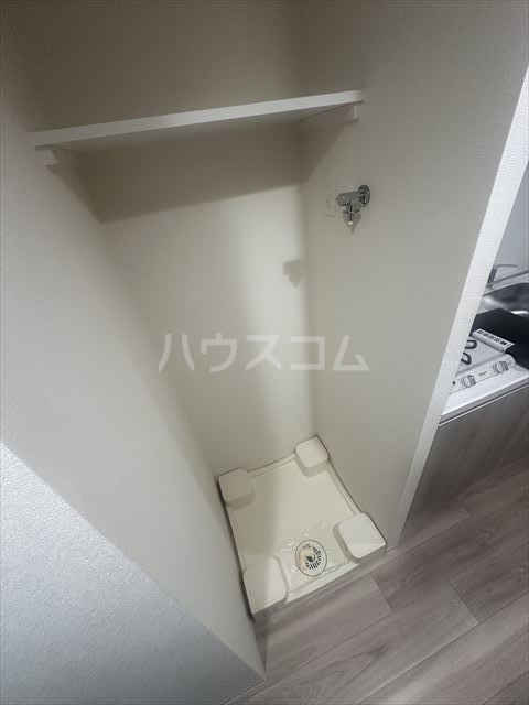 ����7