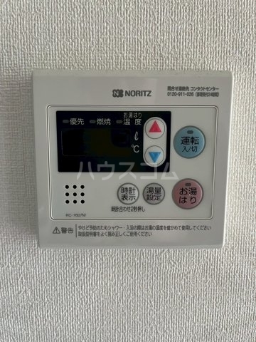 ����10