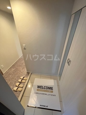 ����8