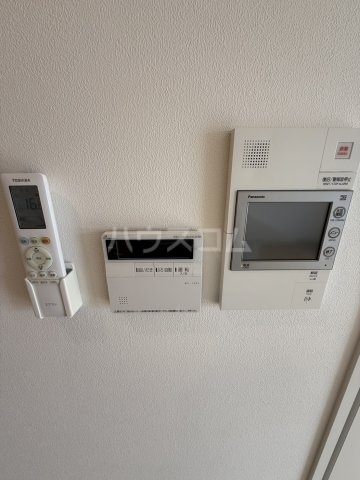 ����8