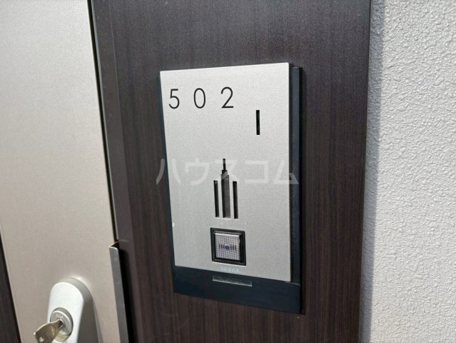 ����22
