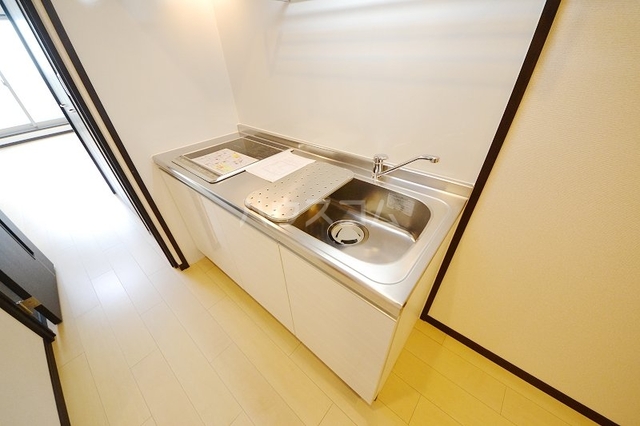 ����2