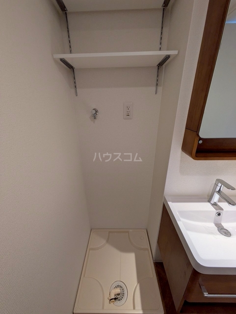 ����14