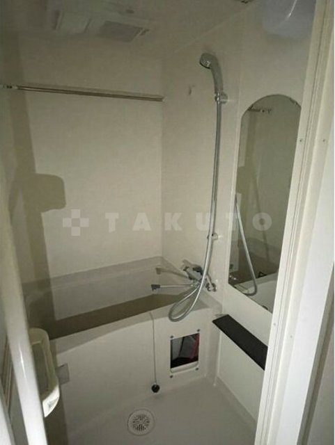 ����3