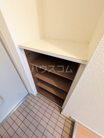 ����14