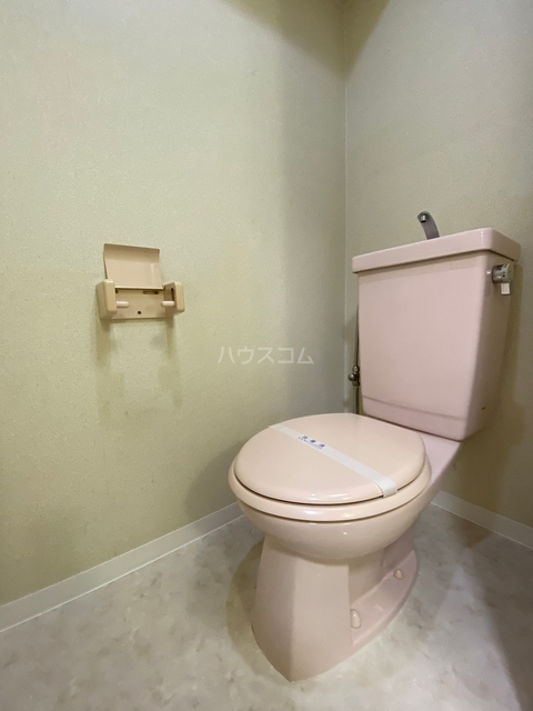 ����4