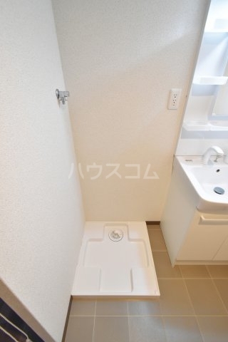����7