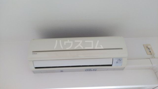 ����23