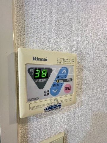 ����9
