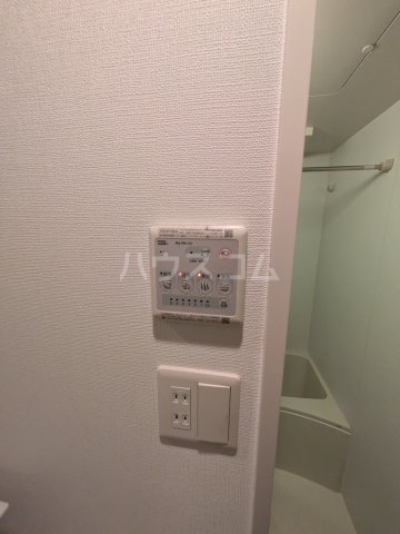 ����14