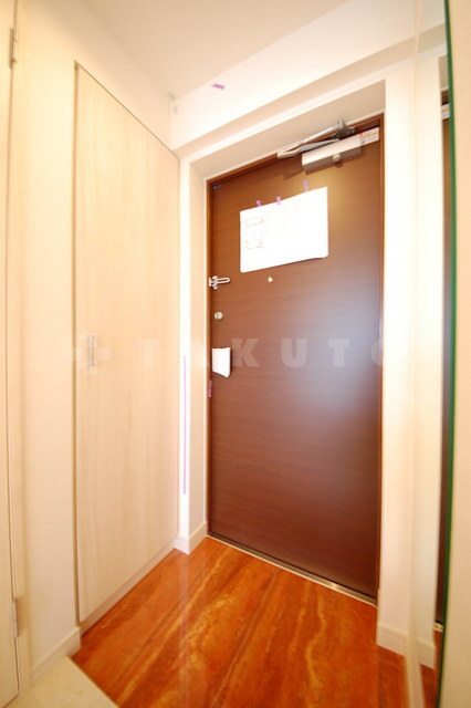 ����8