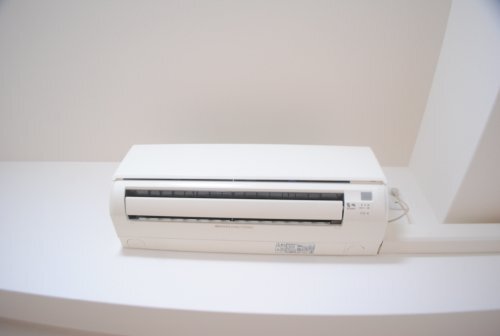 ����10