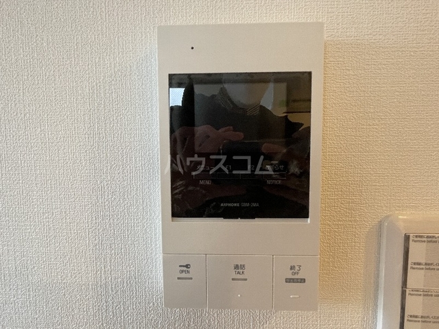 ����8