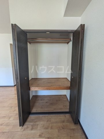 ����6