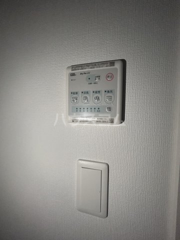 ����11