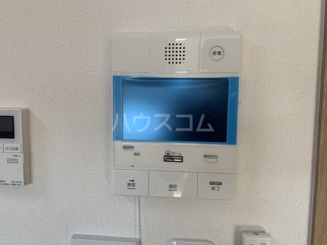 ����10