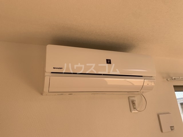 ����11